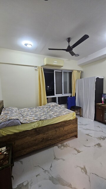 Bedroom in 2 BHK Apartment at Malad West – for Sale