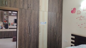 Furnished Amenities in 2 BHK Apartment at Jm Orchid, Sector 76 – for Rent