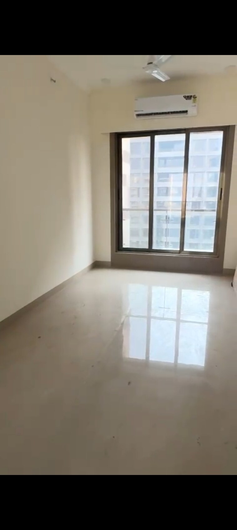 Room, santacruz west 3 Bedroom 1215 Sq.Ft. Apartment In Santacruz West Mumbai 9222683