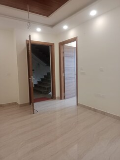 3 BHK Builder Floor For Sale in BPTP Parkland Pride Phase 2