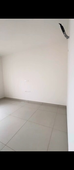 Room in 3.5 BHK Apartment at Prestige Tranquil, Kokapet – for Sale