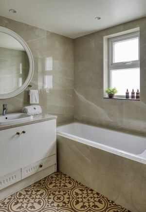 Bathroom in 4 BHK Villa at Saligao – for Sale