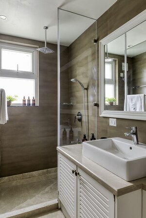 Bathroom in 4 BHK Villa at Saligao – for Sale