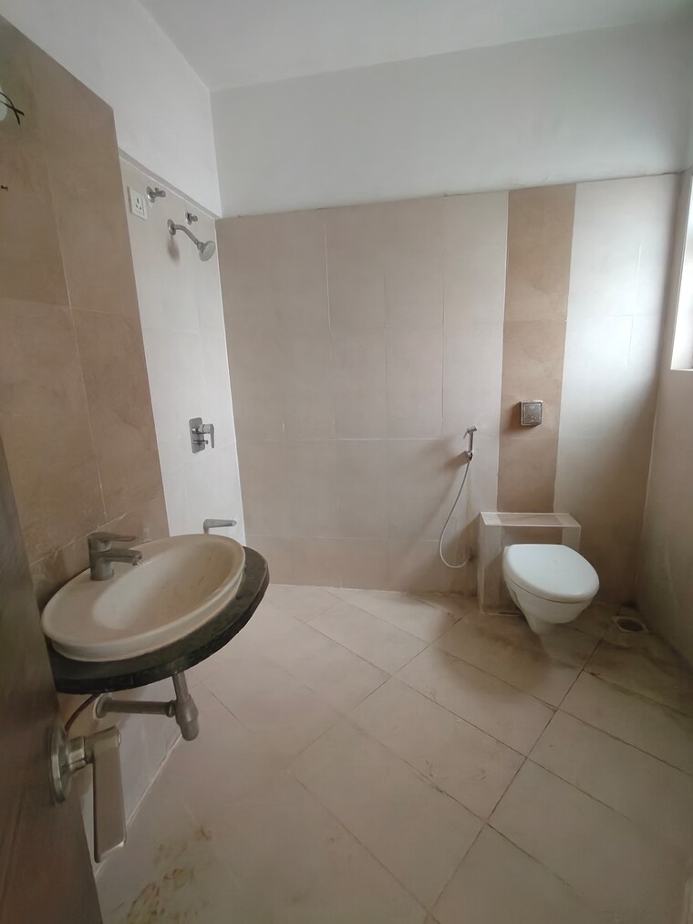 Bathroom, trimurti-eternal-exotica 3 Bedroom 1450 Sq.Ft. Apartment In Undri Pune 9225619