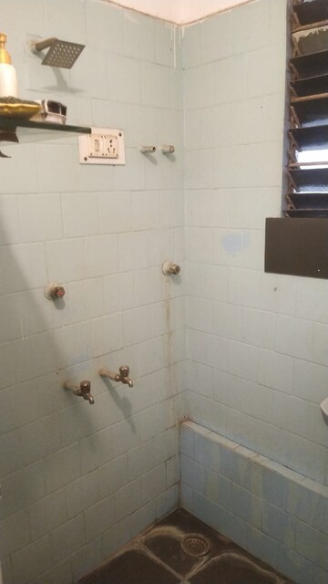 Bathroom in 1 RK Independent House at Koregaon Park Annexe – for Rent
