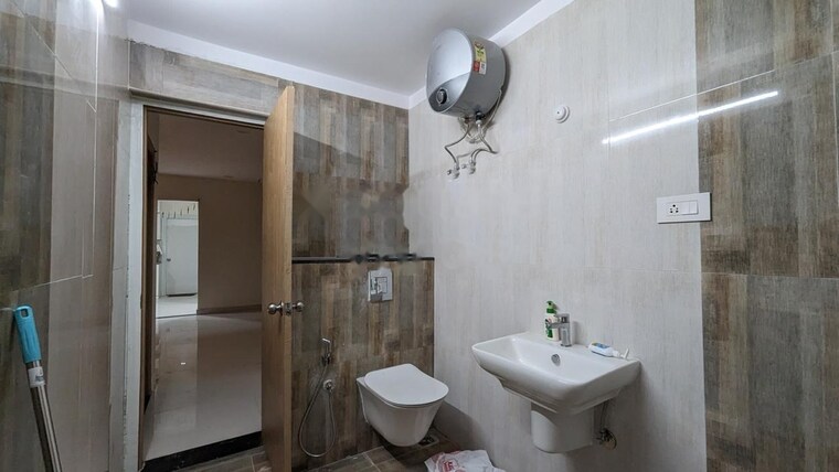 Bathroom, smr-vinay-iconia-hyderabad 3 Bedroom 2588 Sq.Ft. Apartment In Kondapur Hyderabad 9225642