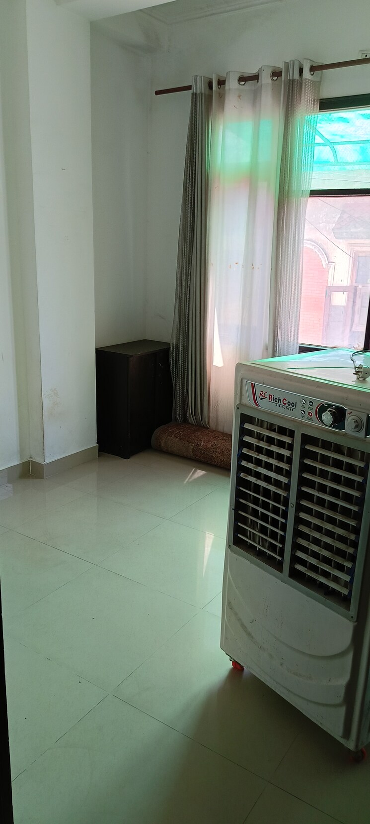 Room, saket 1 Bedroom 750 Sq.Ft. Builder Floor In Saket Delhi 9225701