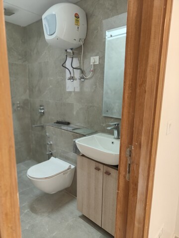 Bathroom in 3 BHK Apartment at M3M Heights, Sector 65 – for Rent