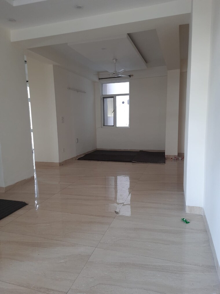 Room, ambala highway 2 Bedroom 1110 Sq.Ft. Apartment In Ambala Highway Zirakpur 9225716