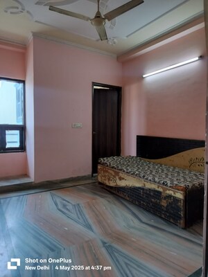 Bedroom in 2 BHK Builder Floor at Chattarpur – for Rent