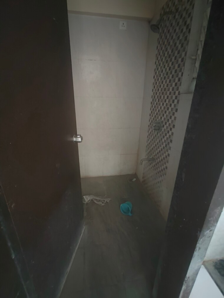 Bathroom, majestique-38-park-majestique 2 Bedroom 1000 Sq.Ft. Apartment In Undri Pune 9225718