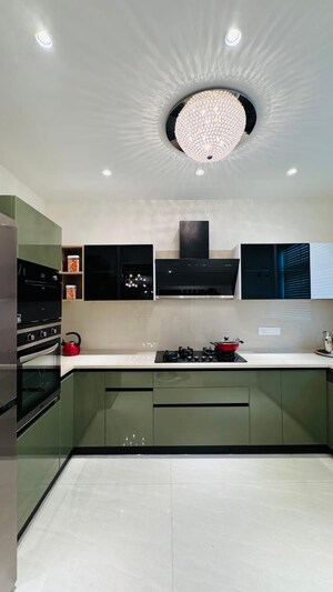 Kitchen in 4 BHK Builder Floor at Panchkula Urban Estate – for Rent