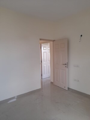 2 BHK Apartment For Rent in Ireo Uptown, Sector 66