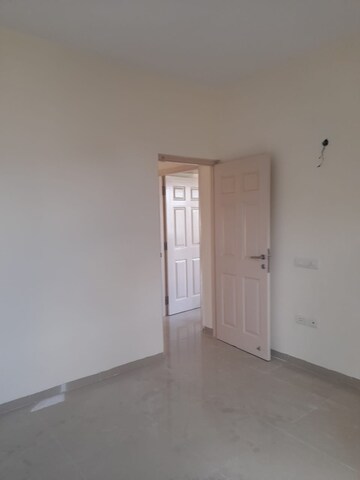2 BHK Apartment For Rent in Ireo Uptown, Sector 66