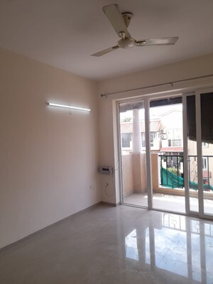 Room in 2 BHK Apartment at Ireo Uptown, Sector 66 – for Rent