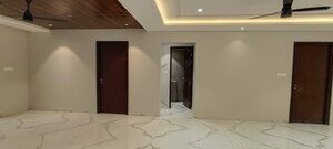 Room in 4 BHK Apartment at DSR The Classe, Narsingi – for Rent