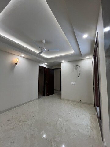 Living Room in 3 BHK Builder Floor at Chattarpur – for Rent