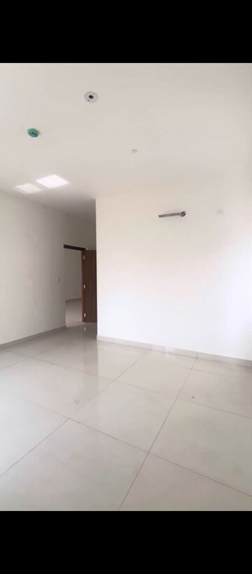 Room in 3.5 BHK Apartment at Prestige Tranquil, Kokapet – for Sale