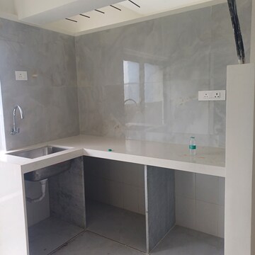 Bathroom in 1.5 BHK Apartment at Vibrants 1891 Ekam Parkk, Dadar West – for Rent