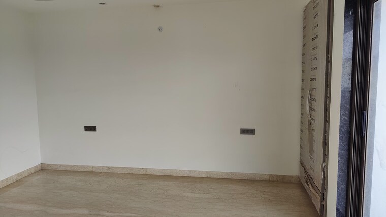 Room, green fields colony 4 Bedroom 2025 Sq.Ft. Builder Floor In Green Fields Colony Faridabad 9225913