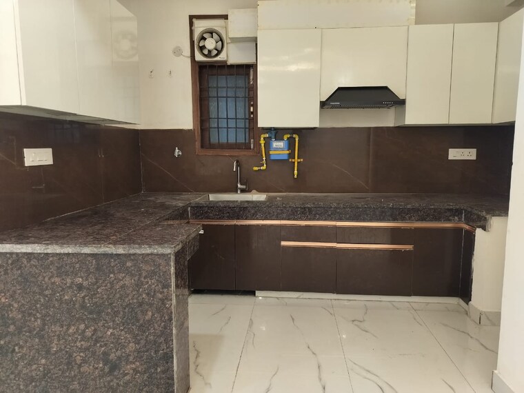 Kitchen, chattarpur 3 Bedroom 1250 Sq.Ft. Builder Floor In Chattarpur Delhi 9225956