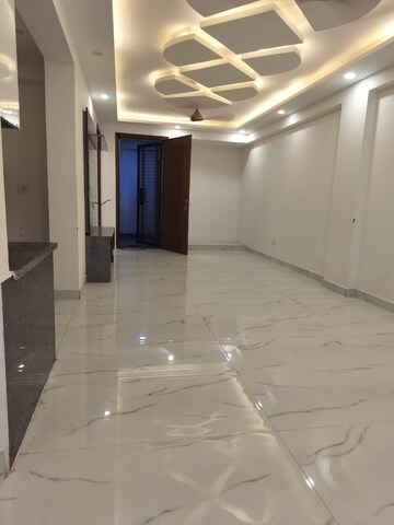 Living Room in 3 BHK Builder Floor at Chattarpur – for Rent