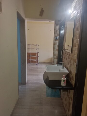  1 BHK Apartment at Atlanta Manor, Malad East – for Rent