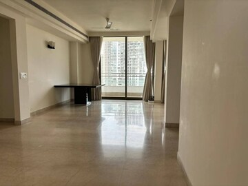 Room in 3 BHK Apartment at M3M Latitude, Sector 65 – for Sale