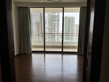 Room in 3 BHK Apartment at M3M Latitude, Sector 65 – for Sale
