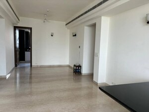 Room in 4 BHK Apartment at M3M Latitude, Sector 65 – for Sale