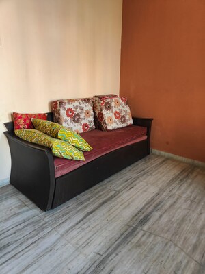 Room in 2 BHK Apartment at Sankalp II, Malad East – for Rent