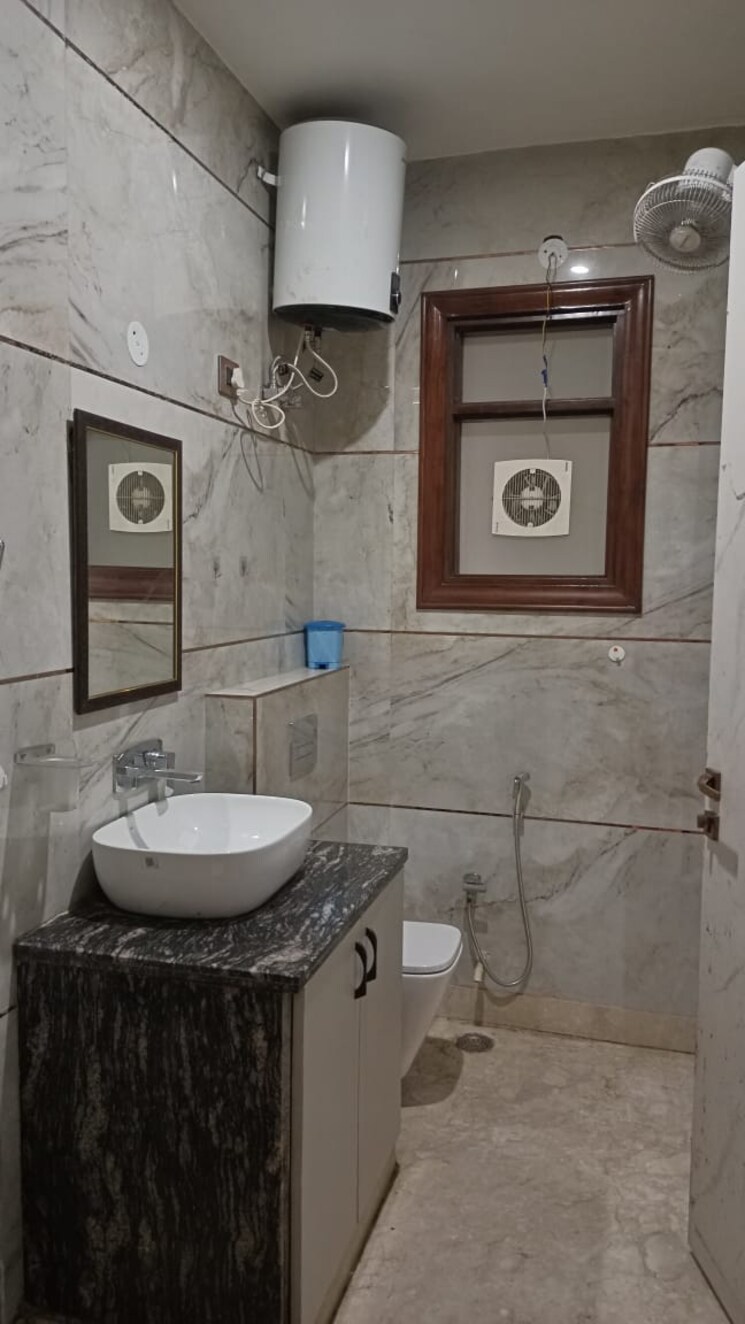 Bathroom, sharvehid-apartment 3 Bedroom 2100 Sq.Ft. Apartment In Sector 17 Dwarka Delhi 9226068
