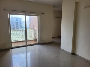 3 BHK Apartment For Rent in Unitech Vistas, Sector 70