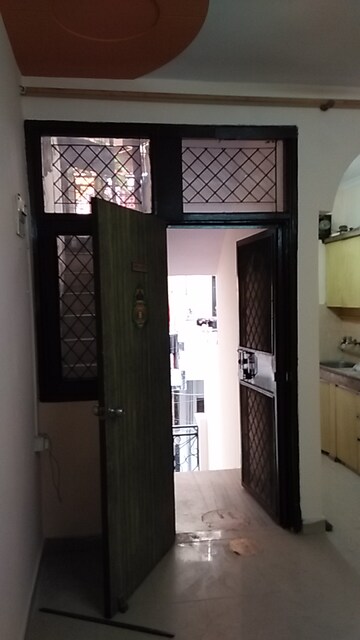 Living Room in 1 BHK Builder Floor at Vaishali Sector 3 – for Sale