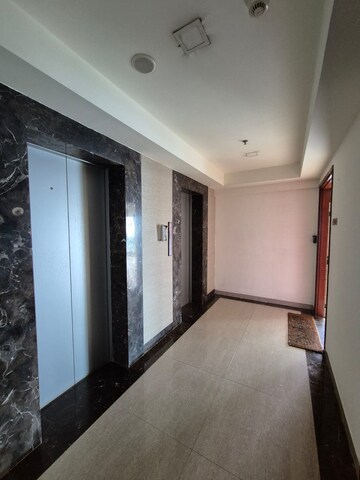 Room in 3 BHK Apartment at Lodha New Cuffe Parade, Wadala – for Rent