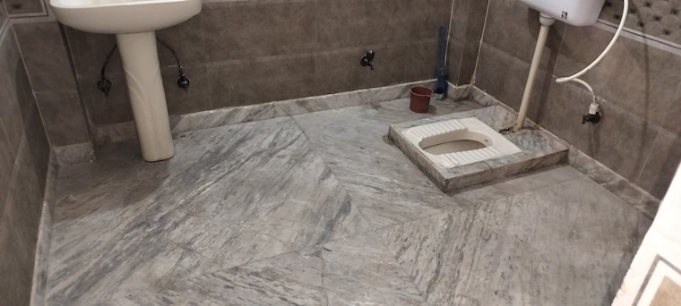 Bathroom, rwa-apartments-sector-50 3 Bedroom 250 Sq.Mt. Independent House In Sector 50 Noida 9226125