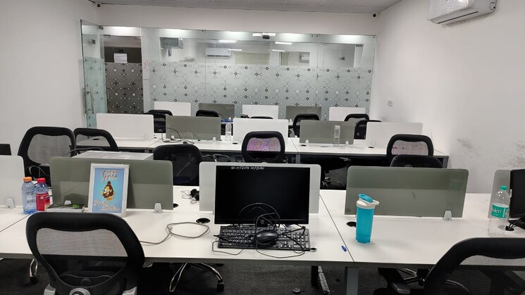 Team Area, sector 3 Commercial Office Space 1700 Sq.Ft. In Sector 3 Noida 9226140