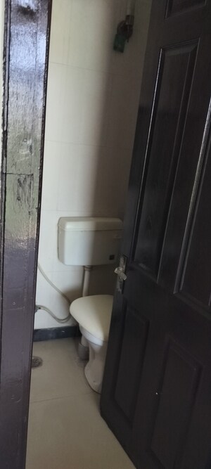 Bathroom in 3 BHK Apartment at Mahagun Morpheus, Sector 50 – for Sale