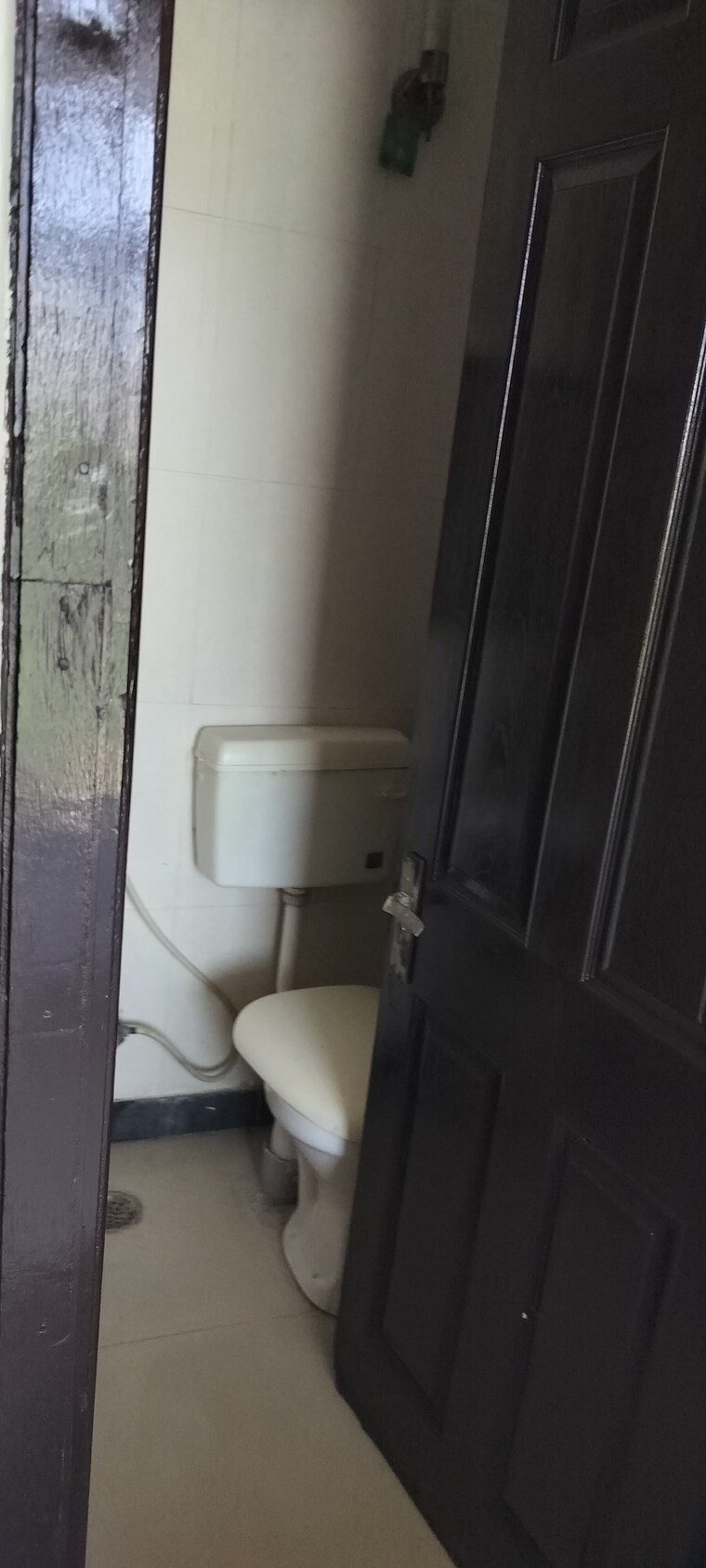 Bathroom, mahagun-morpheus 3 Bedroom 1700 Sq.Ft. Apartment In Sector 50 Noida 9226177