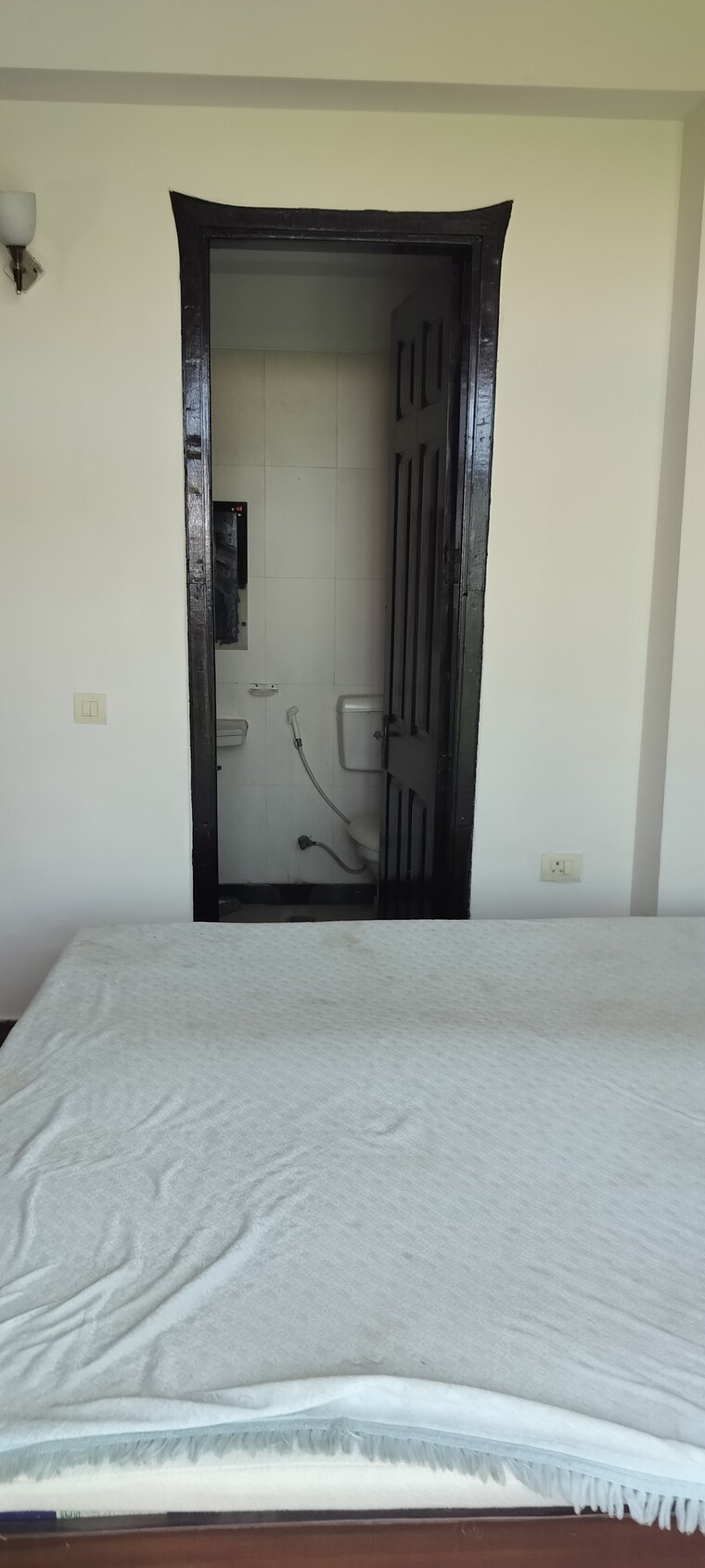 Room, mahagun-morpheus 3 Bedroom 1700 Sq.Ft. Apartment In Sector 50 Noida 9226177