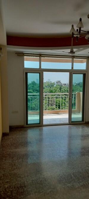 Room in 3 BHK Apartment at Mahagun Morpheus, Sector 50 – for Sale