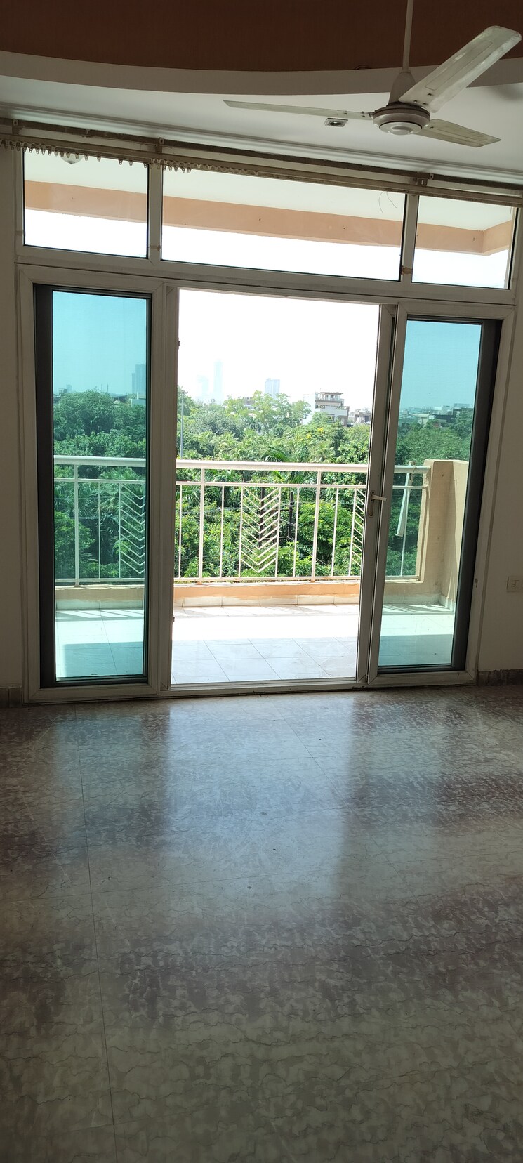 Room, mahagun-morpheus 3 Bedroom 1700 Sq.Ft. Apartment In Sector 50 Noida 9226177