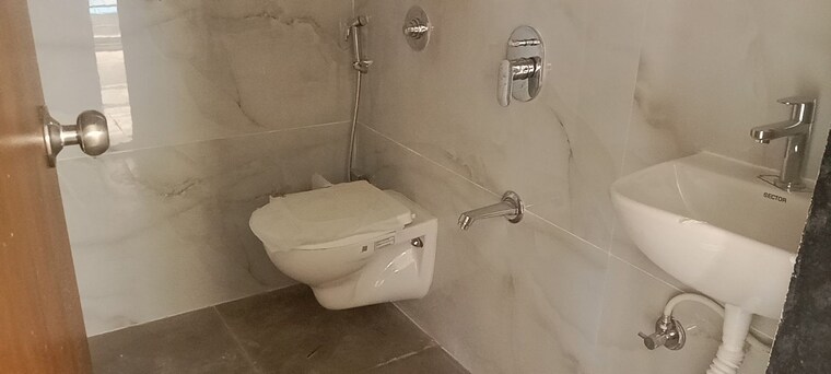 Attached Bathroom, bhaveshwar-iris 1 Bedroom 660 Sq.Ft. Apartment In Ulwe Sector 17 Navi Mumbai 9226222