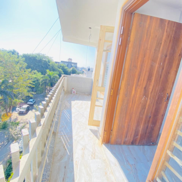 Balcony in 2.5 BHK Builder Floor at Sector 23a – for Rent