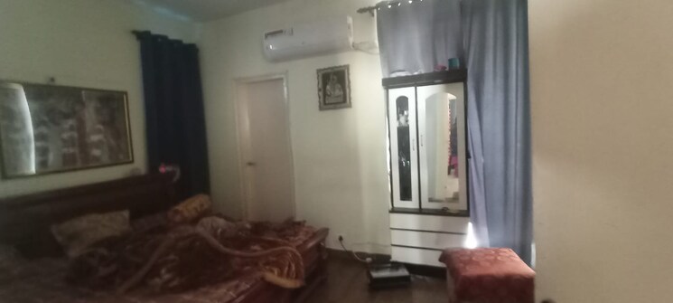 Living Room, emaar-palm-hills 3.5 Bedroom 1450 Sq.Ft. Apartment In Sector 77 Gurgaon 9226214