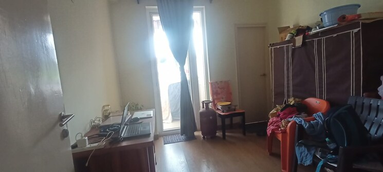 Living Room, emaar-palm-hills 3.5 Bedroom 1450 Sq.Ft. Apartment In Sector 77 Gurgaon 9226214