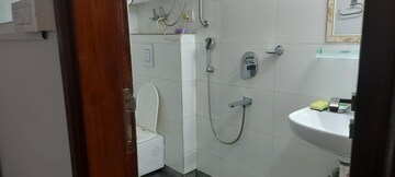 Bathroom in 1 BHK Builder Floor at Defence Colony – for Rent