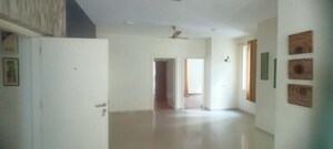 Room in 3.5 BHK Apartment at Emaar Palm Hills, Sector 77 – for Sale