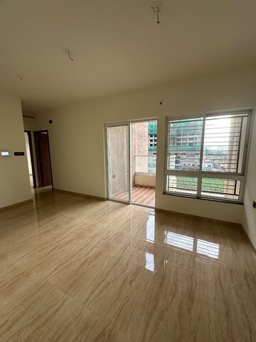 Room in 2 BHK Apartment at VTP Cygnus, Kharadi – for Rent