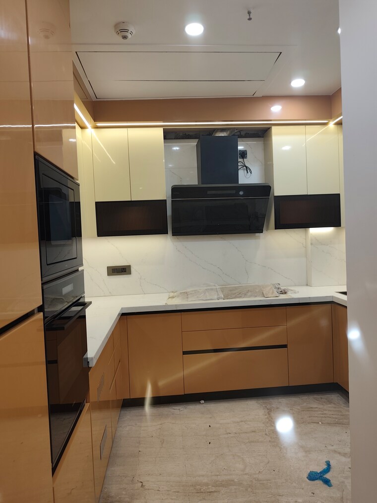 Kitchen, mahagun-mezzaria 4 Bedroom 2800 Sq.Ft. Apartment In Sector 78 Noida 9226322